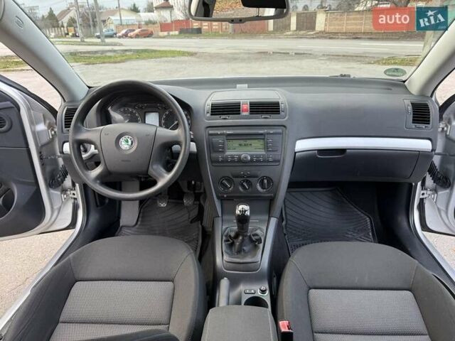 Серый Шкода Октавия, объемом двигателя 1.6 л и пробегом 183 тыс. км за 6300 $, фото 15 на Automoto.ua