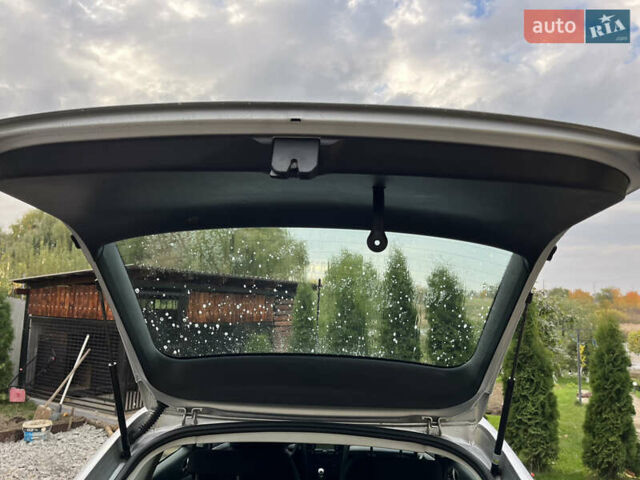 Сірий Шкода Октавія, об'ємом двигуна 0 л та пробігом 250 тис. км за 4999 $, фото 37 на Automoto.ua