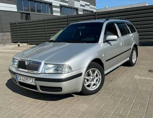 Серый Шкода Октавия, объемом двигателя 1.6 л и пробегом 241 тыс. км за 5950 $, фото 23 на Automoto.ua