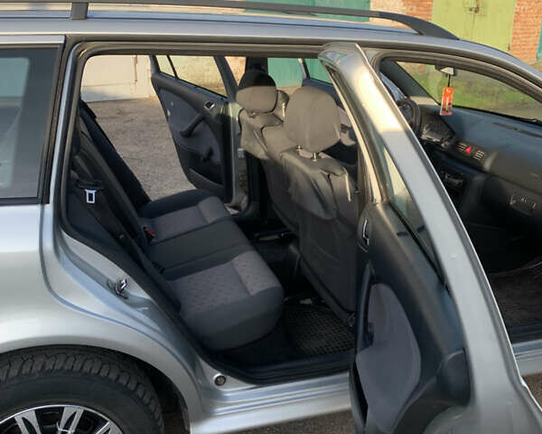 Серый Шкода Октавия, объемом двигателя 1.6 л и пробегом 375 тыс. км за 5500 $, фото 13 на Automoto.ua