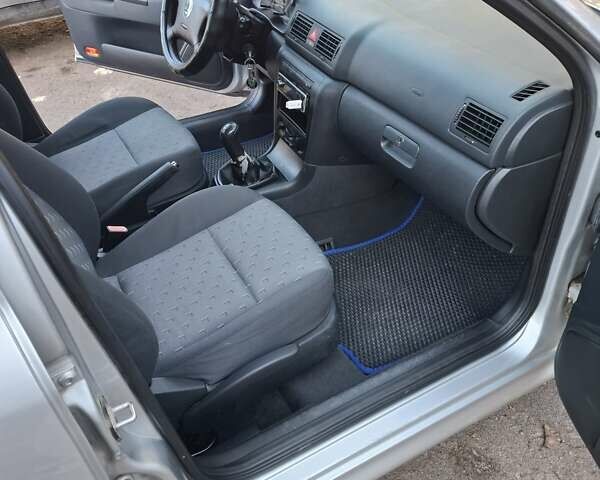 Серый Шкода Октавия, объемом двигателя 1.6 л и пробегом 208 тыс. км за 5200 $, фото 13 на Automoto.ua