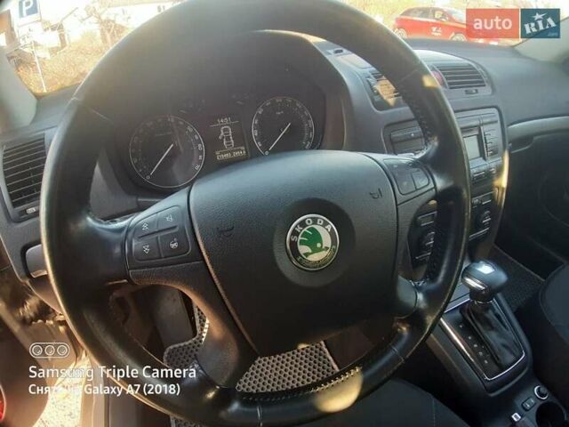Сірий Шкода Октавія, об'ємом двигуна 2 л та пробігом 217 тис. км за 6800 $, фото 12 на Automoto.ua