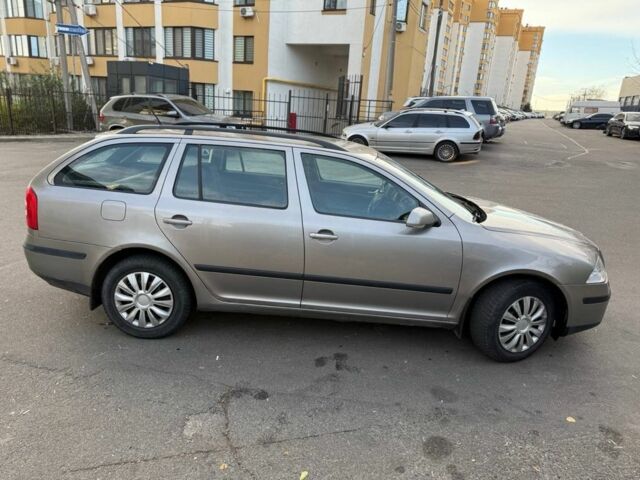 Сірий Шкода Октавія, об'ємом двигуна 1.9 л та пробігом 300 тис. км за 2950 $, фото 1 на Automoto.ua