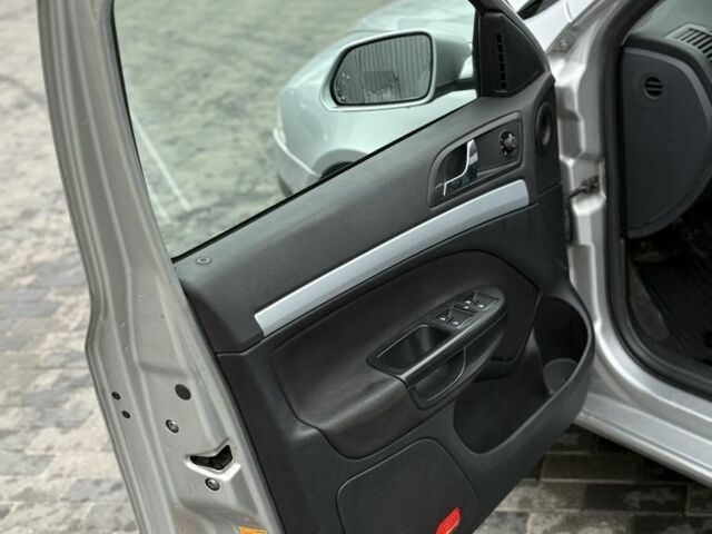 Серый Шкода Октавия, объемом двигателя 2 л и пробегом 270 тыс. км за 3550 $, фото 17 на Automoto.ua