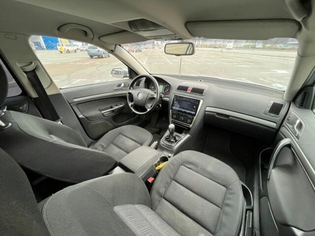 Сірий Шкода Октавія, об'ємом двигуна 2 л та пробігом 357 тис. км за 3000 $, фото 10 на Automoto.ua