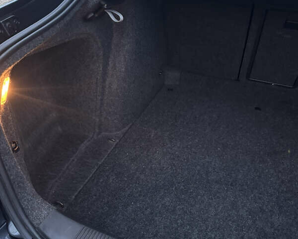 Серый Шкода Октавия, объемом двигателя 1.6 л и пробегом 270 тыс. км за 5750 $, фото 24 на Automoto.ua