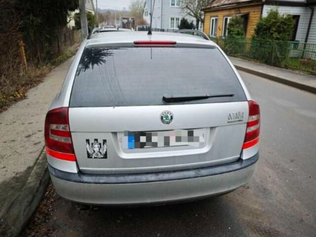 Серый Шкода Октавия, объемом двигателя 2 л и пробегом 299 тыс. км за 3300 $, фото 2 на Automoto.ua