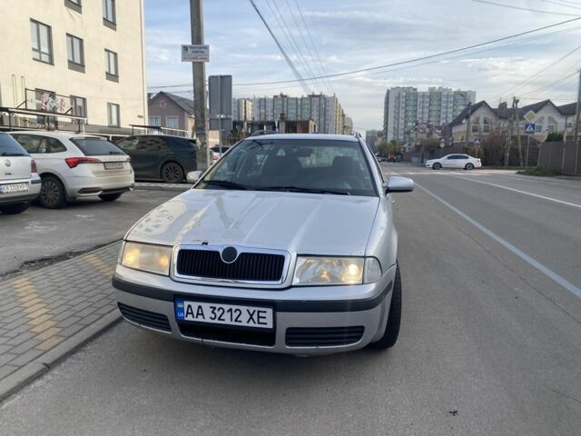 Серый Шкода Октавия, объемом двигателя 1.6 л и пробегом 270 тыс. км за 3500 $, фото 2 на Automoto.ua