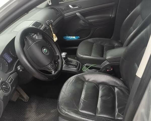 Серый Шкода Октавия, объемом двигателя 1.9 л и пробегом 197 тыс. км за 6000 $, фото 3 на Automoto.ua