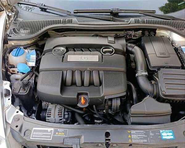 Сірий Шкода Октавія, об'ємом двигуна 1.6 л та пробігом 210 тис. км за 6700 $, фото 35 на Automoto.ua