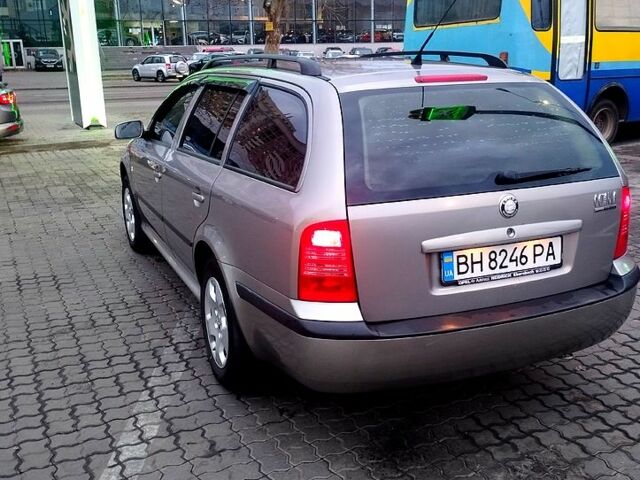 Серый Шкода Октавия, объемом двигателя 1.6 л и пробегом 227 тыс. км за 5400 $, фото 1 на Automoto.ua