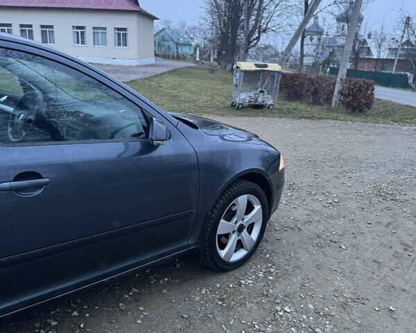 Серый Шкода Октавия, объемом двигателя 1.6 л и пробегом 270 тыс. км за 5750 $, фото 12 на Automoto.ua