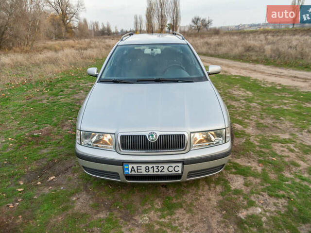 Сірий Шкода Октавія, об'ємом двигуна 1.6 л та пробігом 237 тис. км за 5799 $, фото 5 на Automoto.ua
