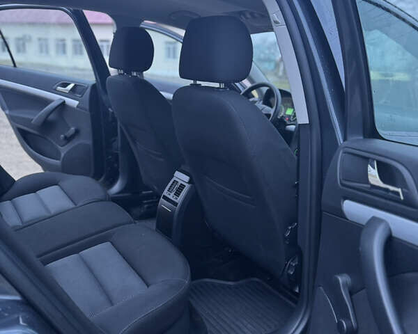 Серый Шкода Октавия, объемом двигателя 1.6 л и пробегом 270 тыс. км за 5750 $, фото 15 на Automoto.ua