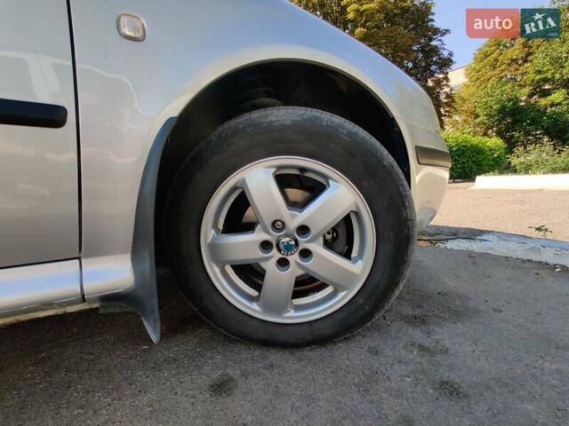 Серый Шкода Октавия, объемом двигателя 1.6 л и пробегом 233 тыс. км за 6900 $, фото 9 на Automoto.ua