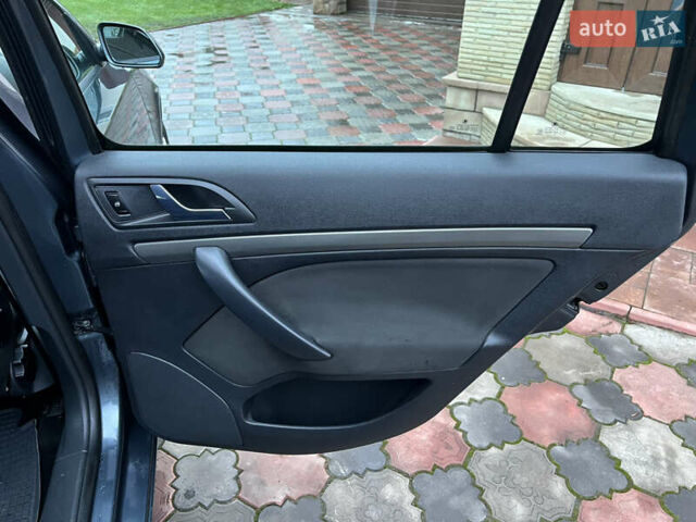 Сірий Шкода Октавія, об'ємом двигуна 1.6 л та пробігом 180 тис. км за 5999 $, фото 46 на Automoto.ua