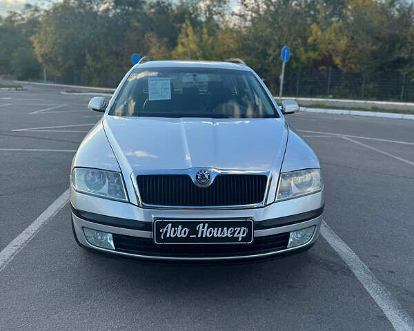 Шкода Октавия 2007 в Запорожье на Automoto.ua Серый Шкода Октавия, объемом двигателя 1.9 л и пробегом 245 тыс. км за 6500 $, фото 3 на Automoto.ua