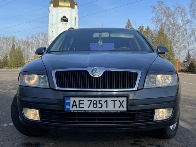 Серый Шкода Октавия, объемом двигателя 1.6 л и пробегом 239 тыс. км за 5700 $, фото 3 на Automoto.ua