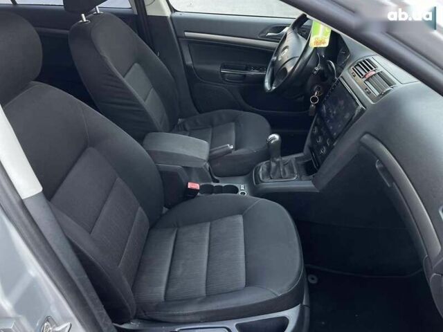 Серый Шкода Октавия, объемом двигателя 2 л и пробегом 313 тыс. км за 4999 $, фото 18 на Automoto.ua