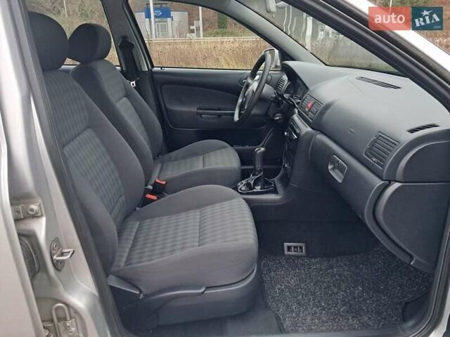 Сірий Шкода Октавія, об'ємом двигуна 1.6 л та пробігом 198 тис. км за 5400 $, фото 60 на Automoto.ua