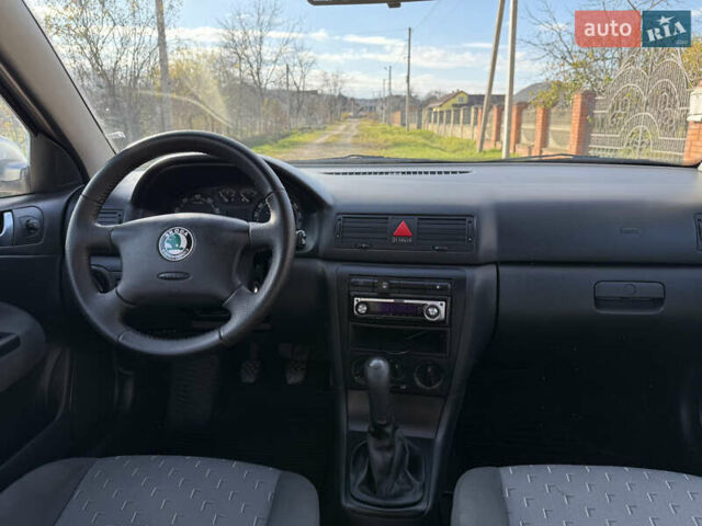 Серый Шкода Октавия, объемом двигателя 1.6 л и пробегом 310 тыс. км за 4350 $, фото 10 на Automoto.ua