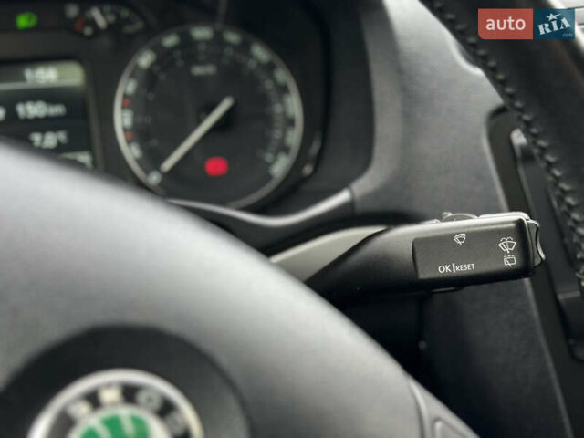 Шкода Октавия 2007 в Самборе на Automoto.ua Серый Шкода Октавия, объемом двигателя 2 л и пробегом 163 тыс. км за 8300 $, фото 34 на Automoto.ua