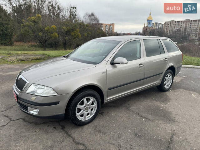 Сірий Шкода Октавія, об'ємом двигуна 2 л та пробігом 208 тис. км за 5600 $, фото 10 на Automoto.ua