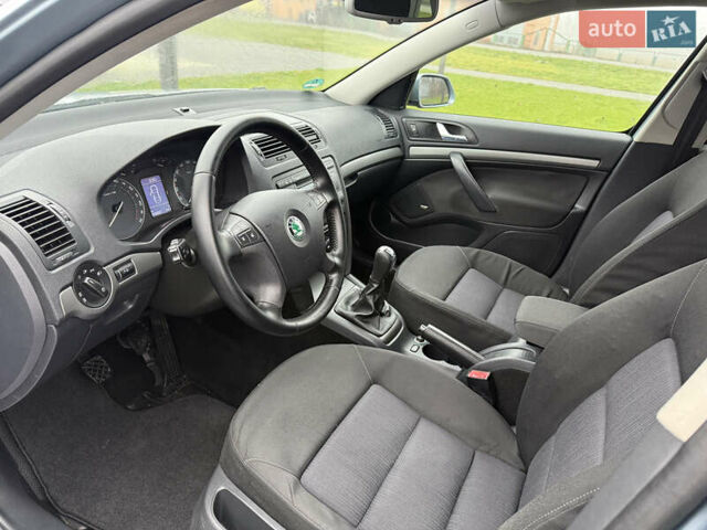 Сірий Шкода Октавія, об'ємом двигуна 1.6 л та пробігом 260 тис. км за 5999 $, фото 38 на Automoto.ua