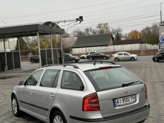 Серый Шкода Октавия, объемом двигателя 2 л и пробегом 270 тыс. км за 3550 $, фото 3 на Automoto.ua