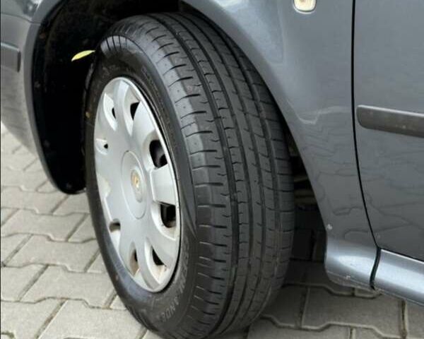 Серый Шкода Октавия, объемом двигателя 1.6 л и пробегом 248 тыс. км за 5470 $, фото 4 на Automoto.ua