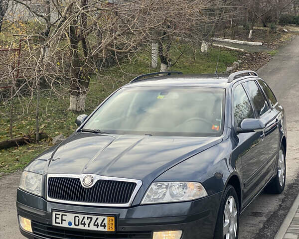 Сірий Шкода Октавія, об'ємом двигуна 1.8 л та пробігом 2 тис. км за 6800 $, фото 50 на Automoto.ua