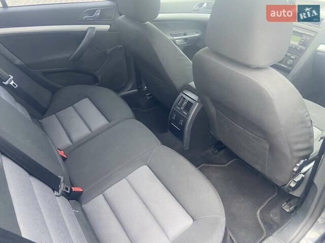 Сірий Шкода Октавія, об'ємом двигуна 1.6 л та пробігом 249 тис. км за 5899 $, фото 17 на Automoto.ua