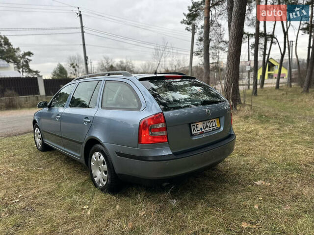 Серый Шкода Октавия, объемом двигателя 1.6 л и пробегом 204 тыс. км за 7800 $, фото 3 на Automoto.ua