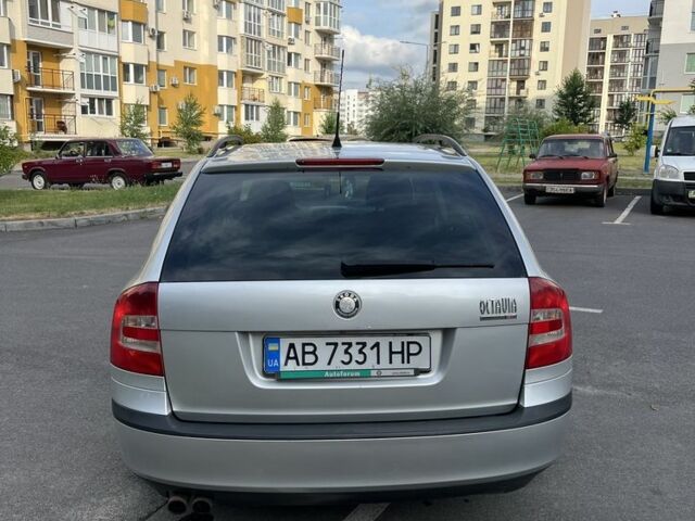 Серый Шкода Октавия, объемом двигателя 1.8 л и пробегом 240 тыс. км за 4600 $, фото 4 на Automoto.ua