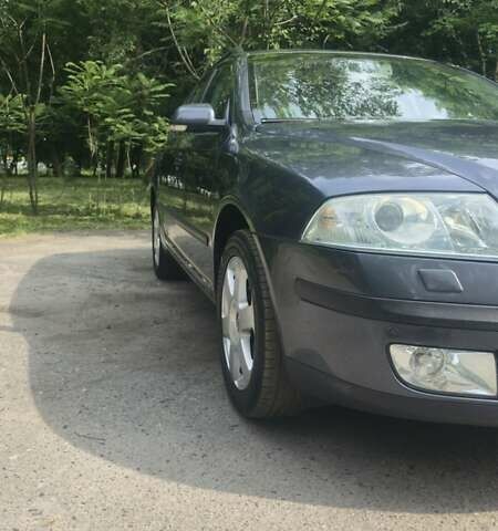 Серый Шкода Октавия, объемом двигателя 1.6 л и пробегом 217 тыс. км за 6650 $, фото 3 на Automoto.ua