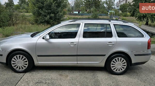 Серый Шкода Октавия, объемом двигателя 1.6 л и пробегом 206 тыс. км за 6450 $, фото 5 на Automoto.ua
