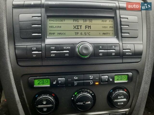 Сірий Шкода Октавія, об'ємом двигуна 1.6 л та пробігом 163 тис. км за 7000 $, фото 13 на Automoto.ua