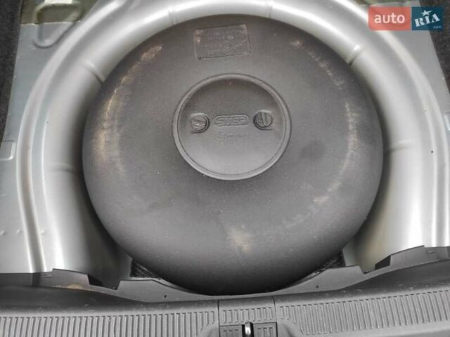 Сірий Шкода Октавія, об'ємом двигуна 1.6 л та пробігом 280 тис. км за 5500 $, фото 26 на Automoto.ua