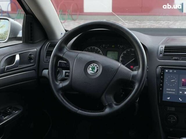 Серый Шкода Октавия, объемом двигателя 2 л и пробегом 313 тыс. км за 4999 $, фото 14 на Automoto.ua