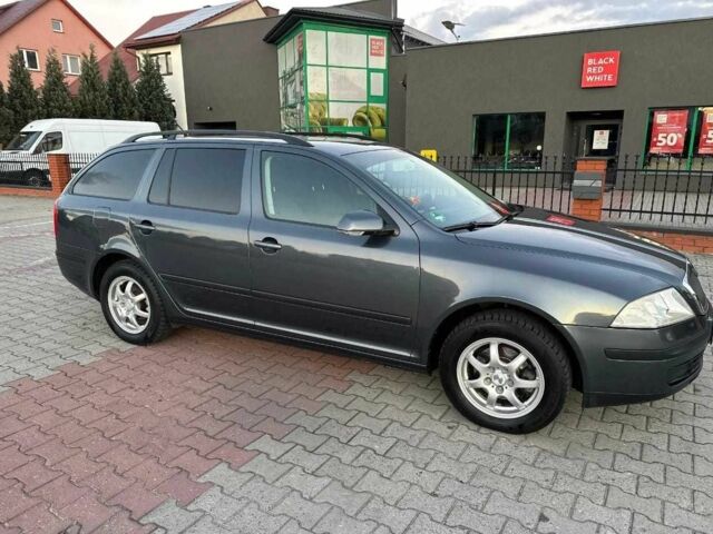 Серый Шкода Октавия, объемом двигателя 2 л и пробегом 235 тыс. км за 1772 $, фото 6 на Automoto.ua