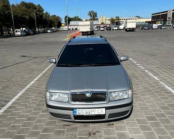 Серый Шкода Октавия, объемом двигателя 1.6 л и пробегом 241 тыс. км за 5950 $, фото 12 на Automoto.ua