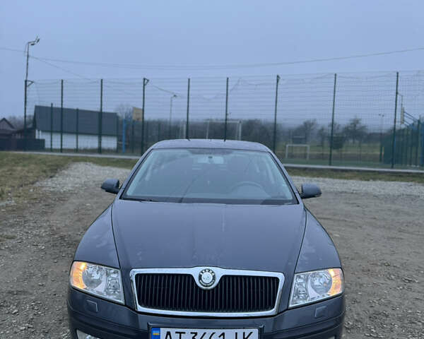 Серый Шкода Октавия, объемом двигателя 1.6 л и пробегом 270 тыс. км за 5750 $, фото 1 на Automoto.ua