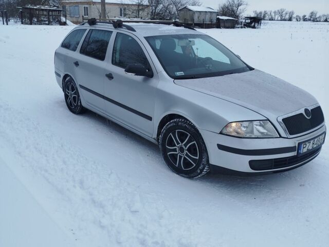 Серый Шкода Октавия, объемом двигателя 1.9 л и пробегом 350 тыс. км за 2850 $, фото 1 на Automoto.ua