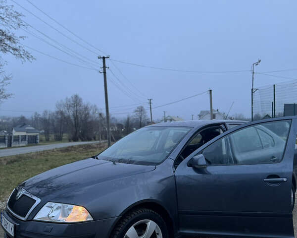 Серый Шкода Октавия, объемом двигателя 1.6 л и пробегом 270 тыс. км за 5750 $, фото 10 на Automoto.ua