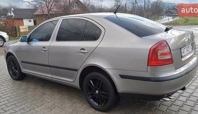 Серый Шкода Октавия, объемом двигателя 2 л и пробегом 288 тыс. км за 6450 $, фото 1 на Automoto.ua