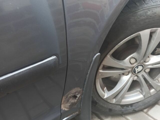 Серый Шкода Октавия, объемом двигателя 1.6 л и пробегом 260 тыс. км за 5600 $, фото 9 на Automoto.ua