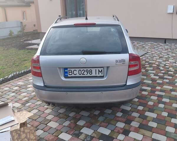Сірий Шкода Октавія, об'ємом двигуна 1.9 л та пробігом 330 тис. км за 6500 $, фото 3 на Automoto.ua
