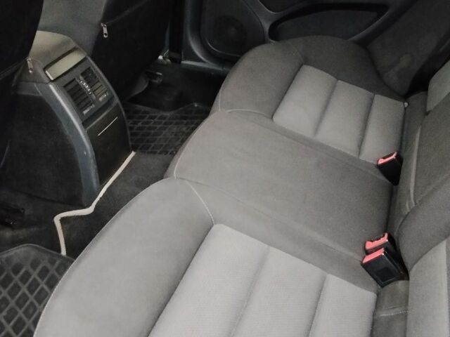 Серый Шкода Октавия, объемом двигателя 1.6 л и пробегом 240 тыс. км за 6500 $, фото 8 на Automoto.ua