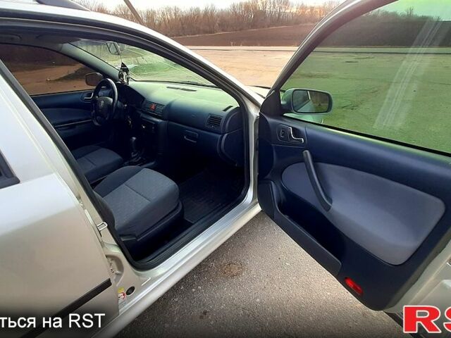 Серый Шкода Октавия, объемом двигателя 1.6 л и пробегом 262 тыс. км за 5500 $, фото 7 на Automoto.ua