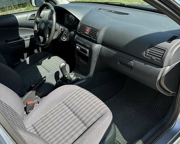 Серый Шкода Октавия, объемом двигателя 1.78 л и пробегом 111 тыс. км за 7200 $, фото 10 на Automoto.ua